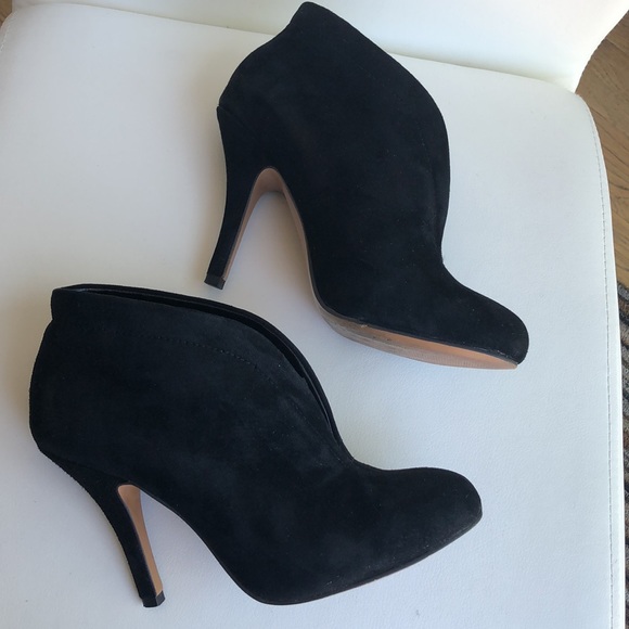 Black suede slip on ankle boots. - Picture 4 of 5